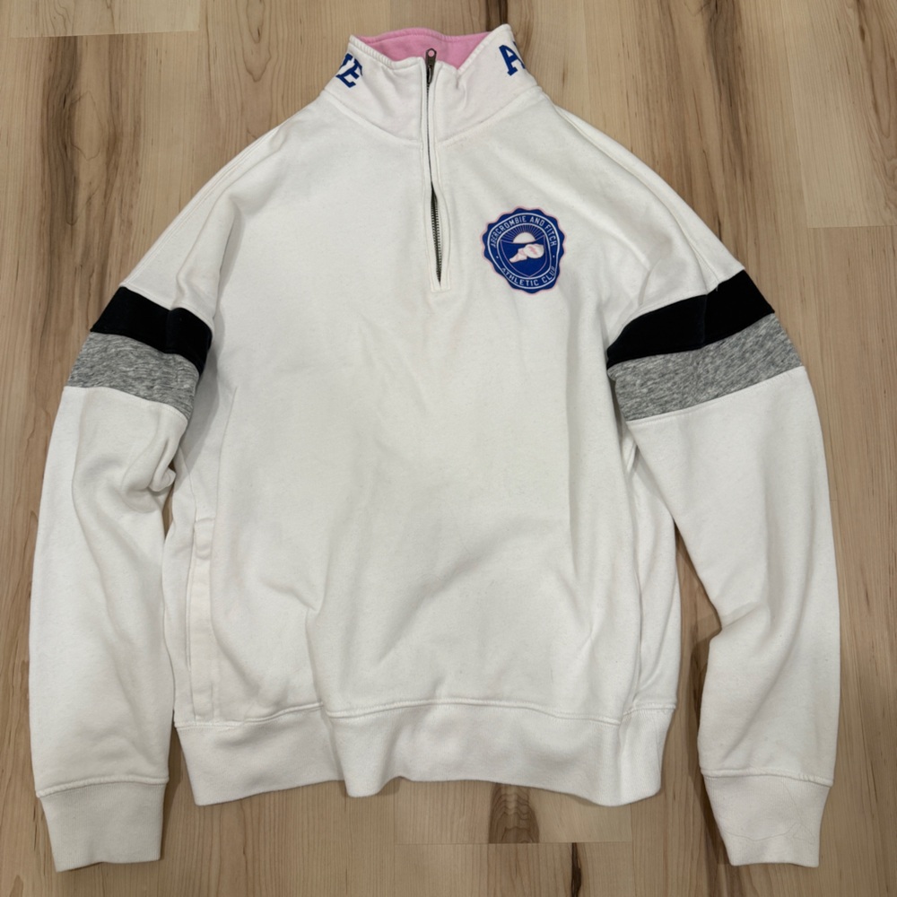 Abercrombie & Fitch Half Zip Sweatshirt